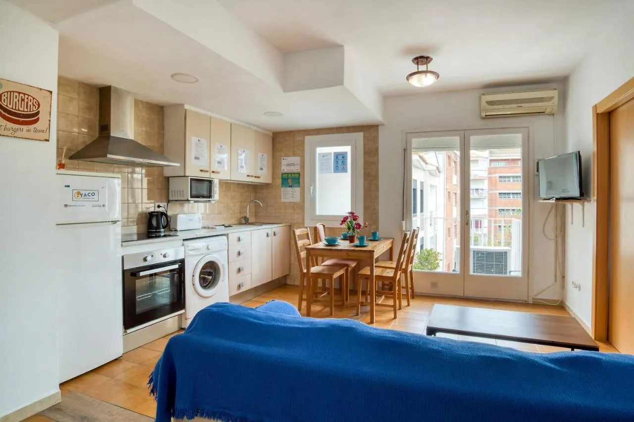 アパート Apartament Luisa リョレート・デ・マル スペイン