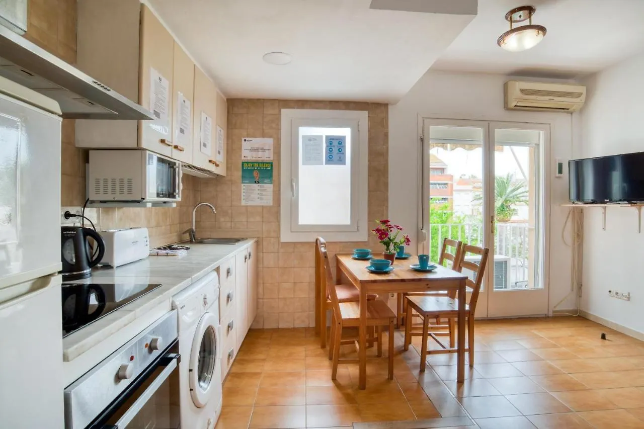 Apartament Luisa リョレート・デ・マル