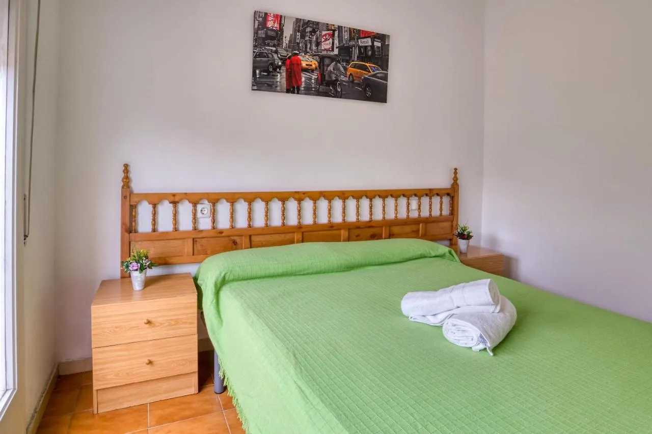 Apartament Luisa リョレート・デ・マル